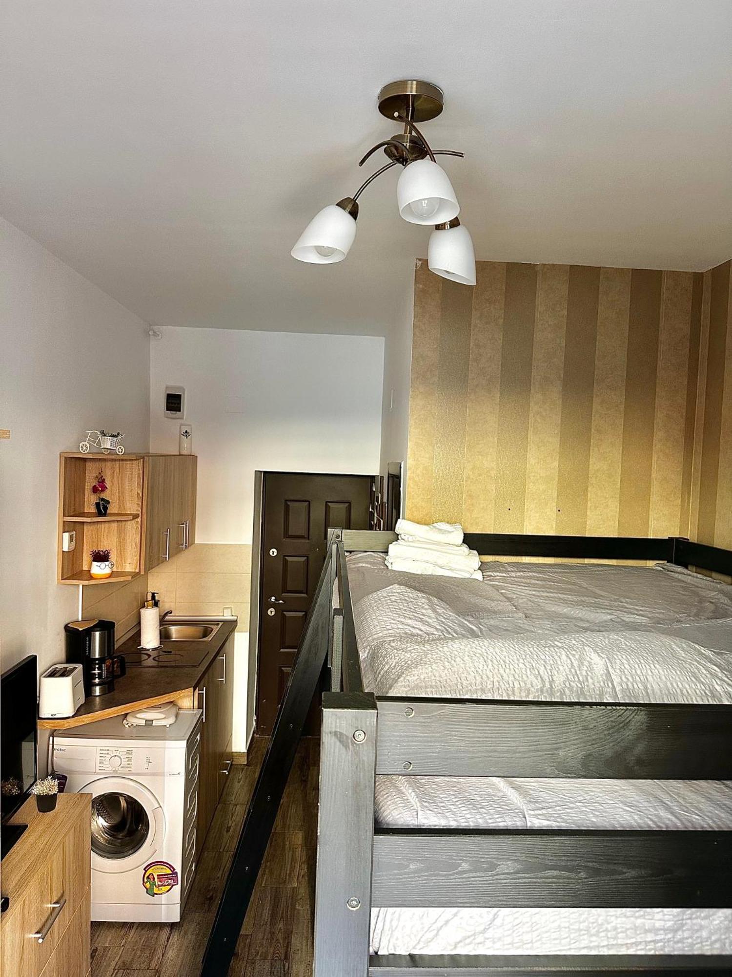 Ada'S Luxury Apartament&Studio - Old City Brassó Kültér fotó