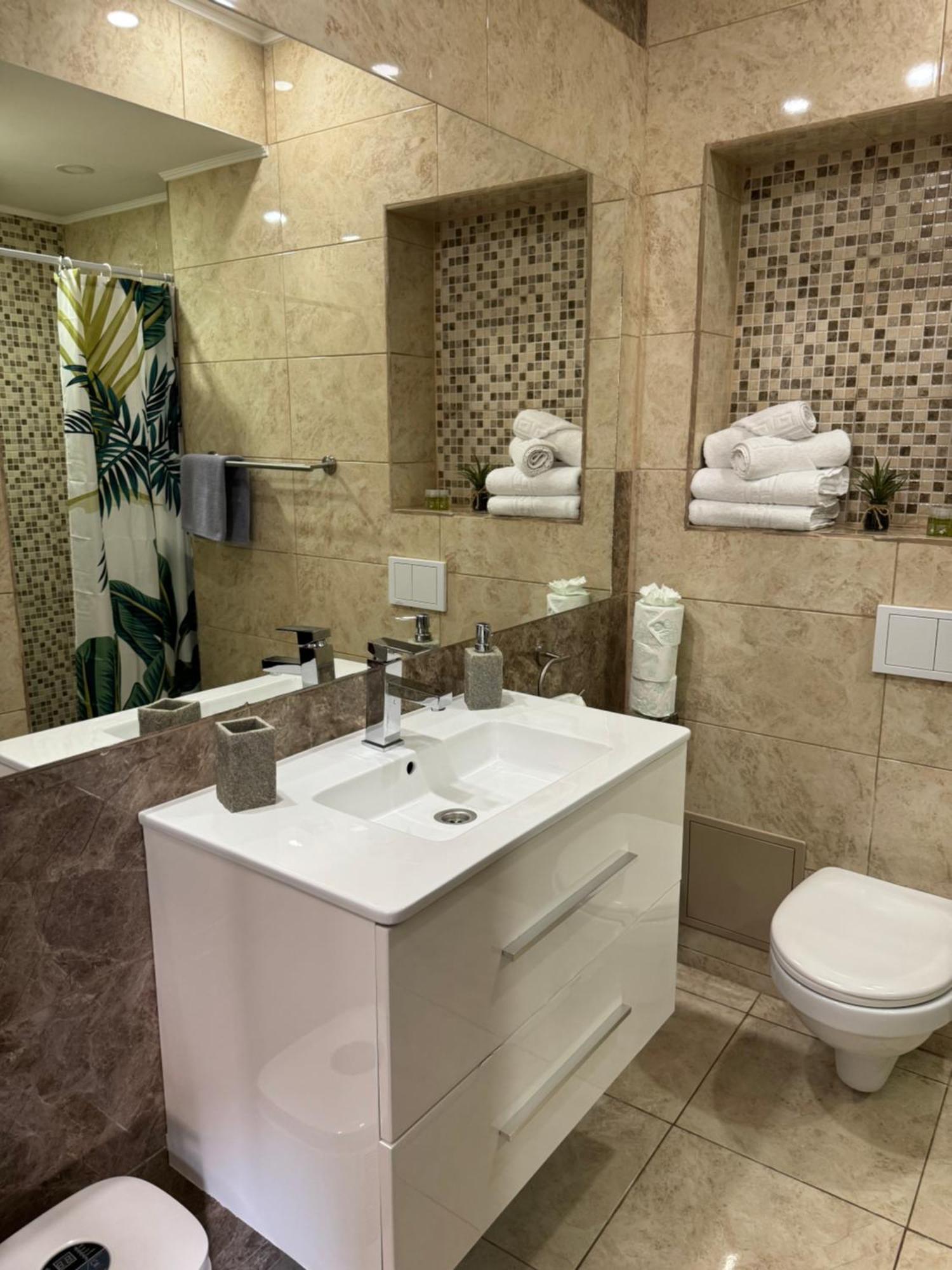 Ada'S Luxury Apartament&Studio - Old City Brassó Kültér fotó
